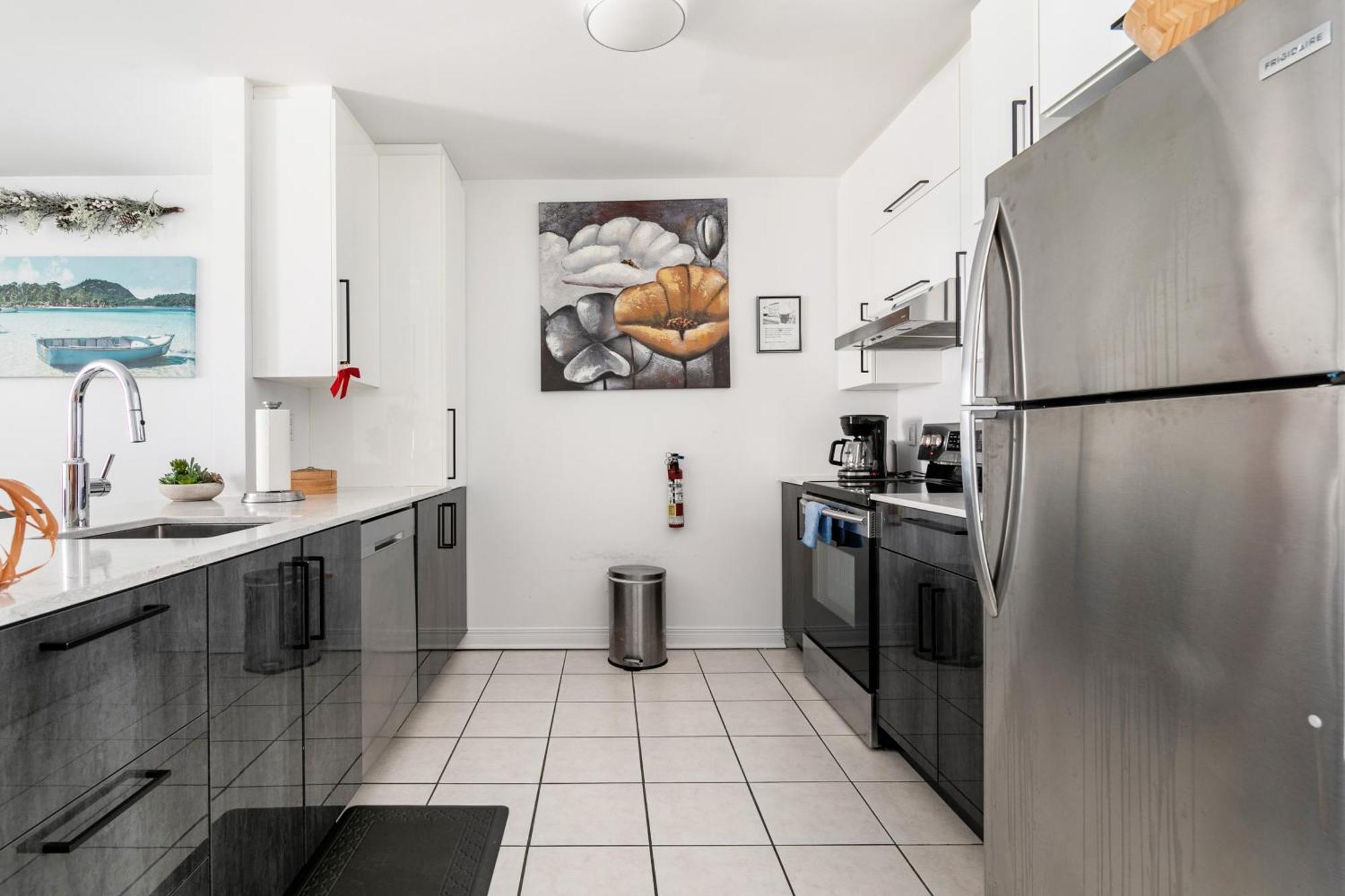 Luxueux Condo Au Coeur De Quebec! Ngoại thất bức ảnh